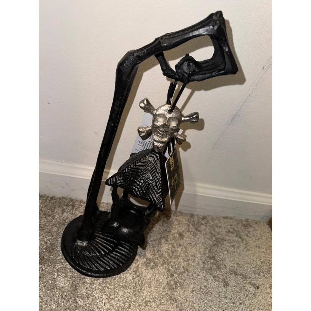 spooky night Metal lantern skeleton